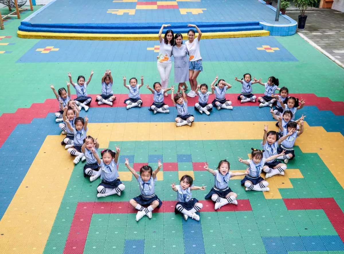 刘阿姨：一级幼教教师，家庭的贴心帮手(图3)